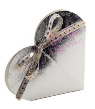 heart box - shiny silver