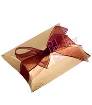 pillow box - shiny gold